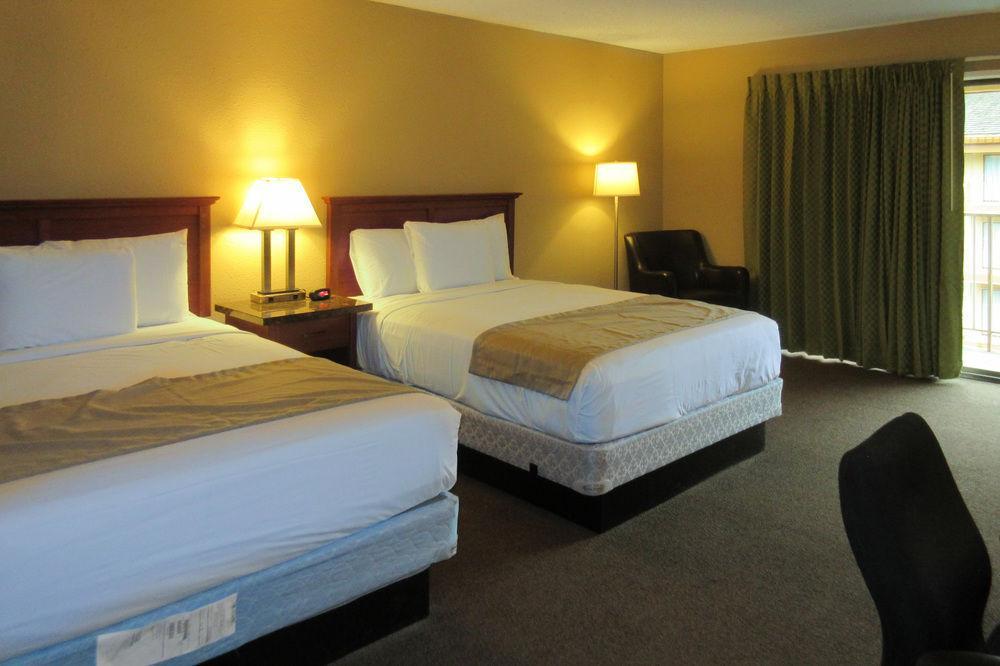 Rodeway Inn & Suites Hwy 217 & 26 W Портланд Екстериор снимка
